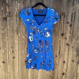 Minkpink cobalt blue floral v neck mini dress (S)